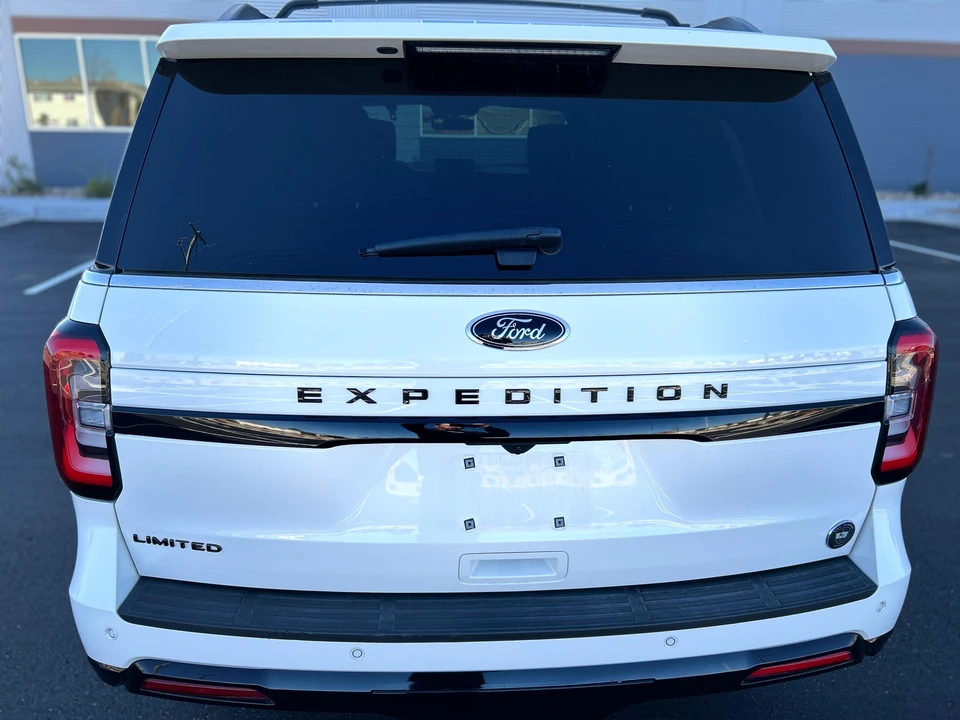 2023 Ford Expedition 4th Gen - Image 8 of 31