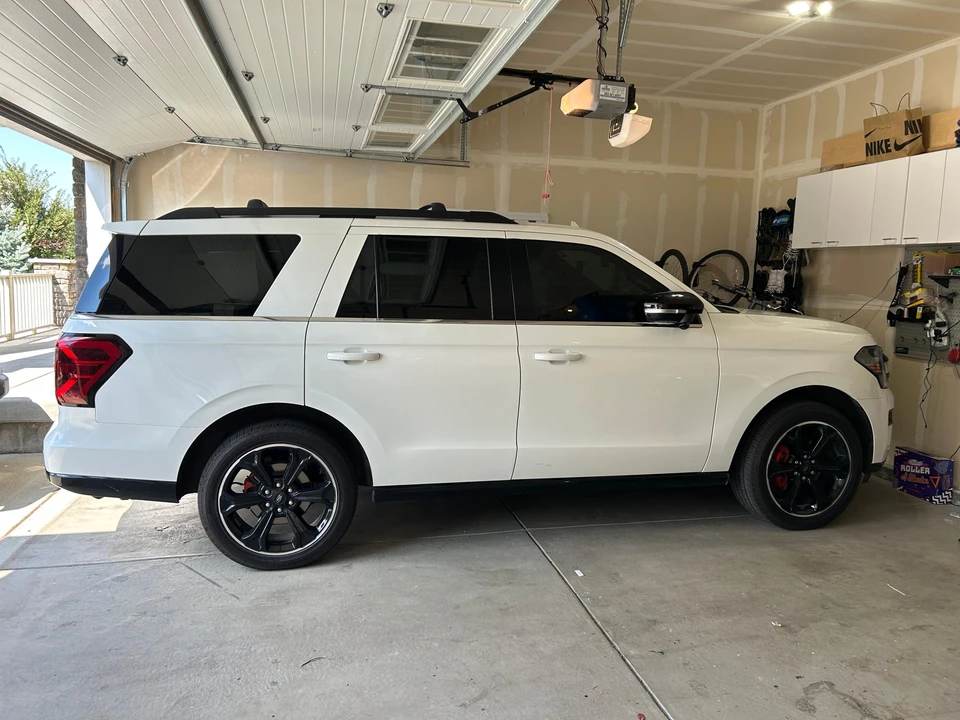 2023 Ford Expedition 4th Gen - Image 9 of 31