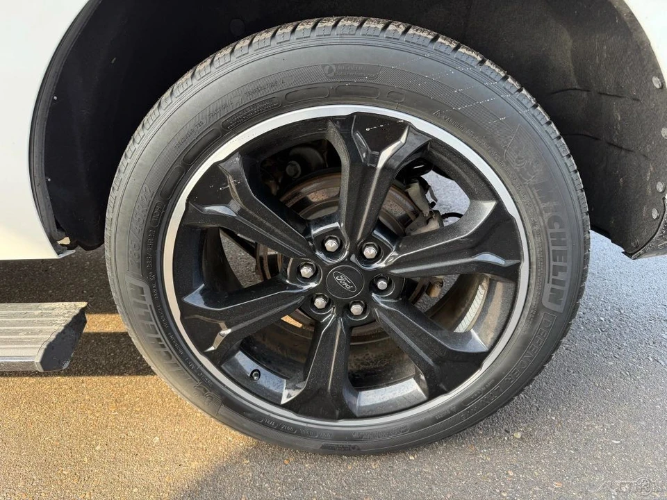 2023 Ford Expedition 5th Gen - Image 10 of 21