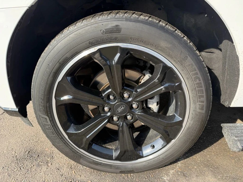 2023 Ford Expedition 5th Gen - Image 9 of 21