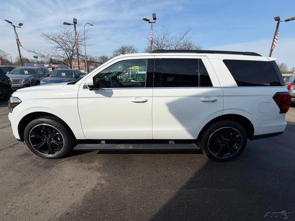 2023 Ford Expedition 5th Gen - Image 2 of 21
