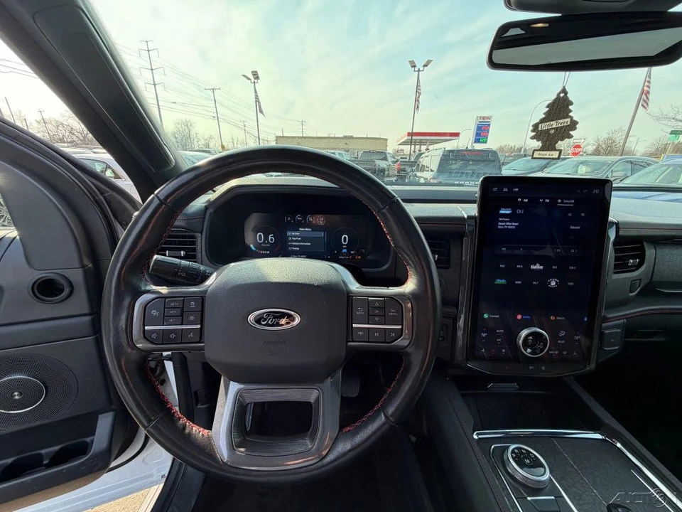 2023 Ford Expedition 5th Gen - Image 18 of 21