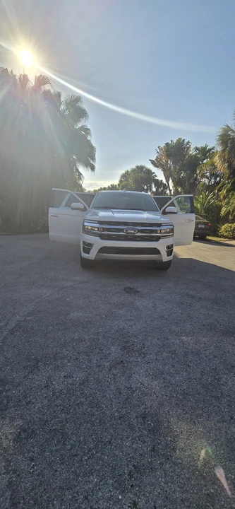 2023 Ford Expedition 4th Gen - Image 8 of 18