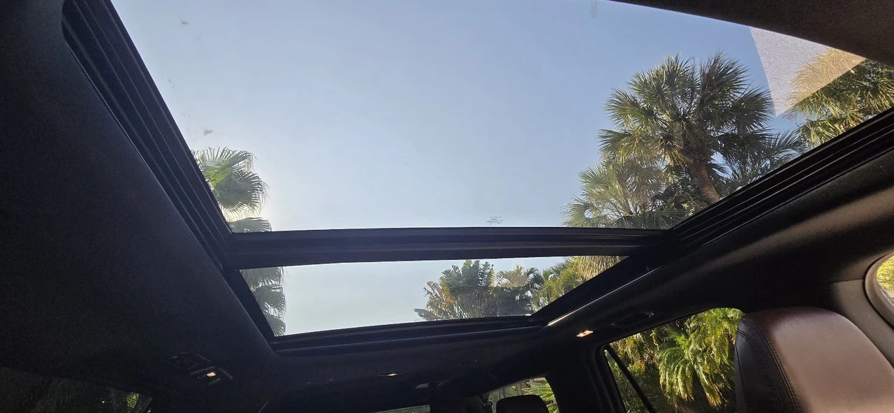 2023 Ford Expedition 4th Gen - Image 17 of 18