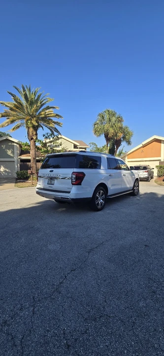 2023 Ford Expedition 4th Gen - Image 5 of 18