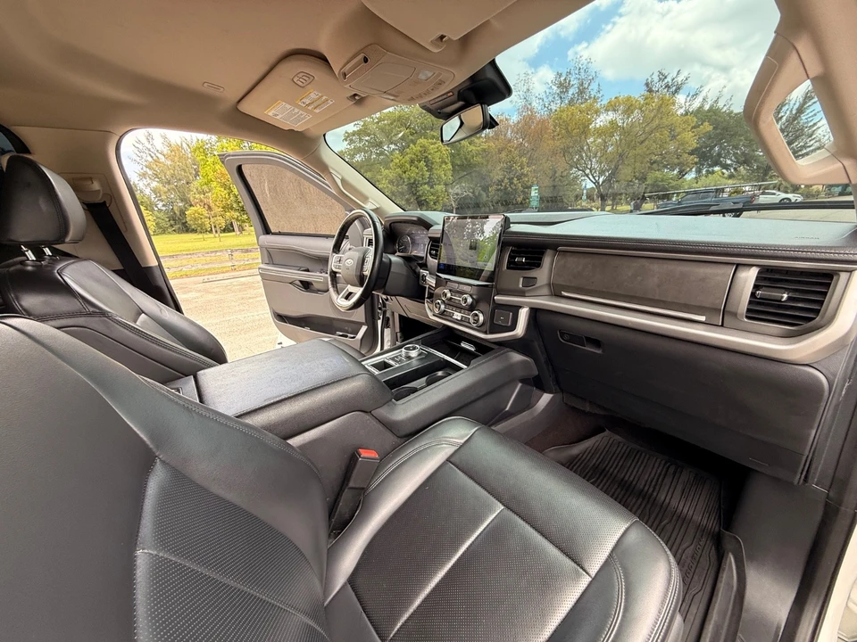 2023 Ford Expedition 4th Gen - Image 20 of 21