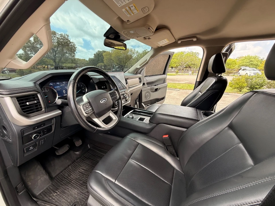 2023 Ford Expedition 4th Gen - Image 17 of 21