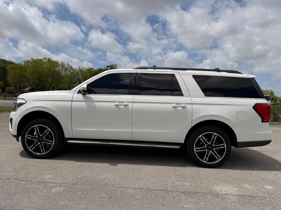 2023 Ford Expedition 4th Gen - Image 13 of 21