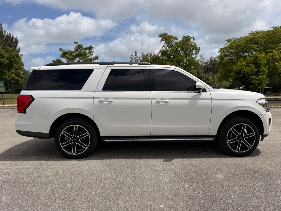 2023 Ford Expedition 4th Gen - Image 5 of 21