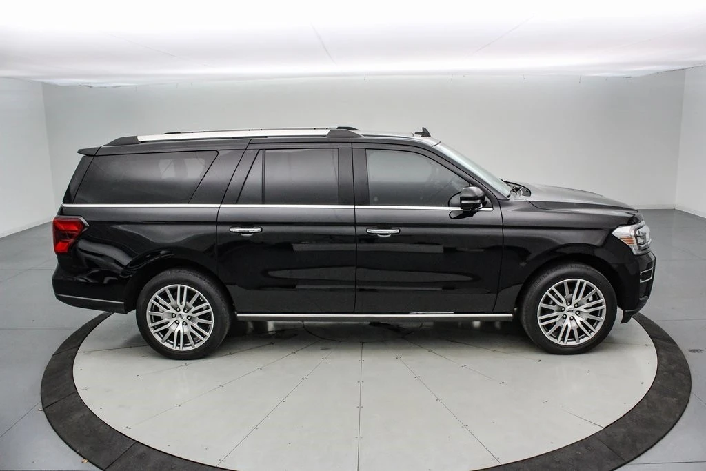 2023 Ford Expedition 5th Gen - Image 4 of 21