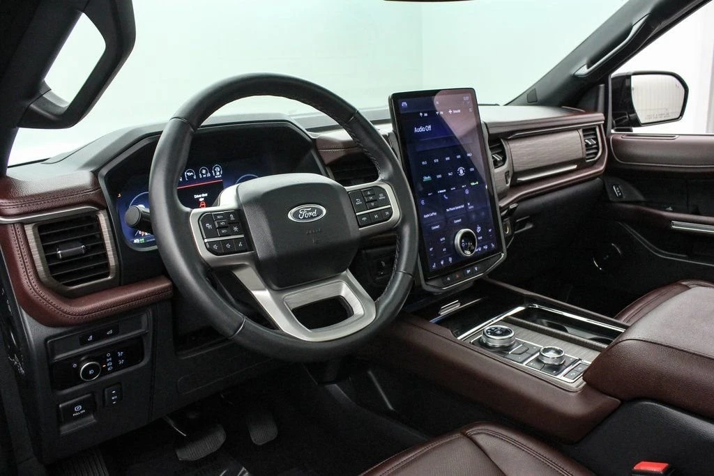 2023 Ford Expedition 4th Gen - Image 14 of 21