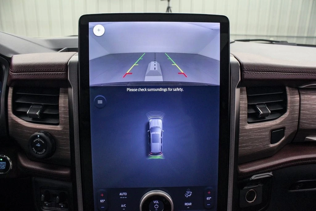 2023 Ford Expedition 5th Gen - Image 18 of 21