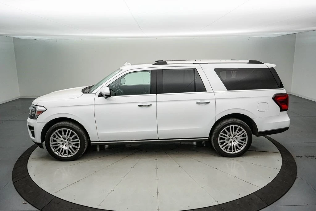 2023 Ford Expedition 4th Gen - Image 8 of 21
