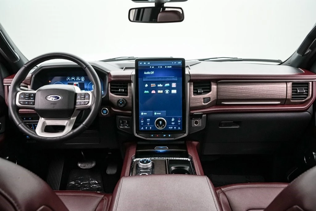 2023 Ford Expedition 4th Gen - Image 16 of 21