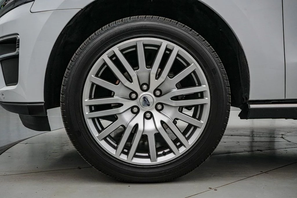 2023 Ford Expedition 5th Gen - Image 11 of 21