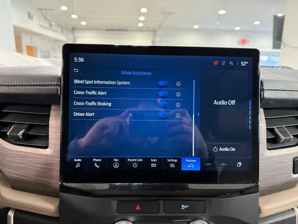 2023 Ford Expedition 5th Gen - Image 19 of 21
