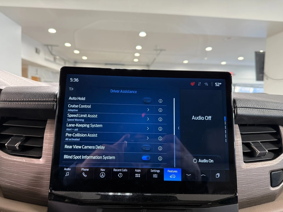 2023 Ford Expedition 5th Gen - Image 18 of 21