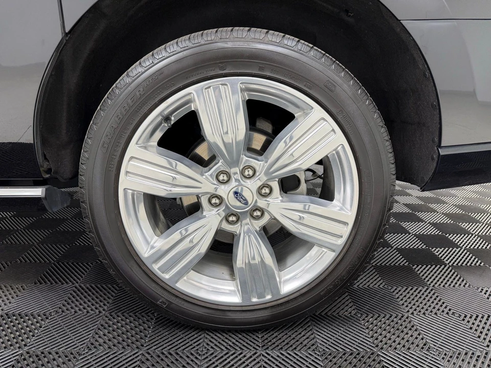 2023 Ford Expedition 4th Gen - Image 10 of 21