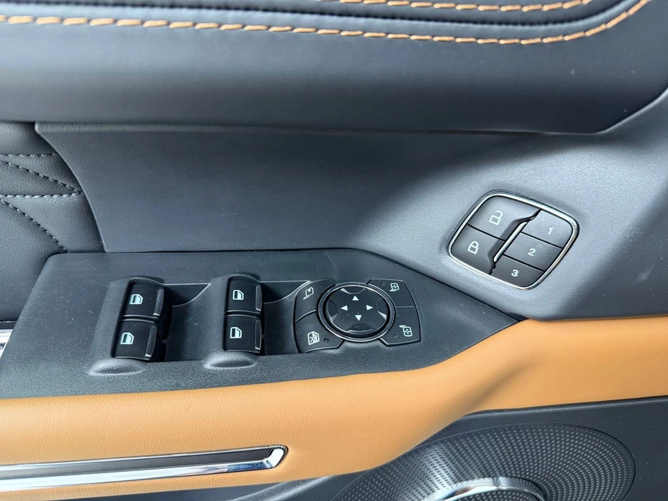2023 Ford Expedition 4th Gen - Image 12 of 21