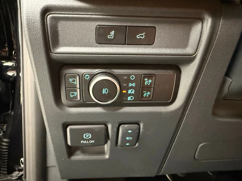 2023 Ford Expedition 4th Gen - Image 14 of 21
