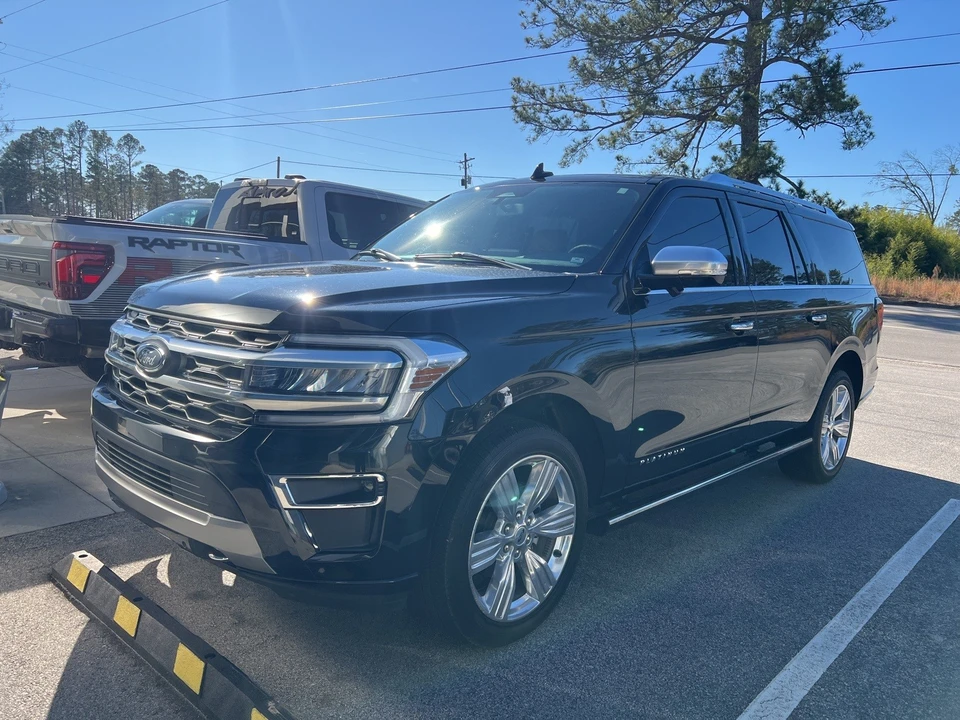 2023 Ford Expedition 4th Gen - Image 3 of 10