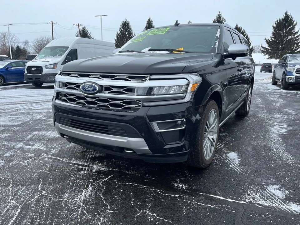 2023 Ford Expedition 5th Gen - Image 9 of 12