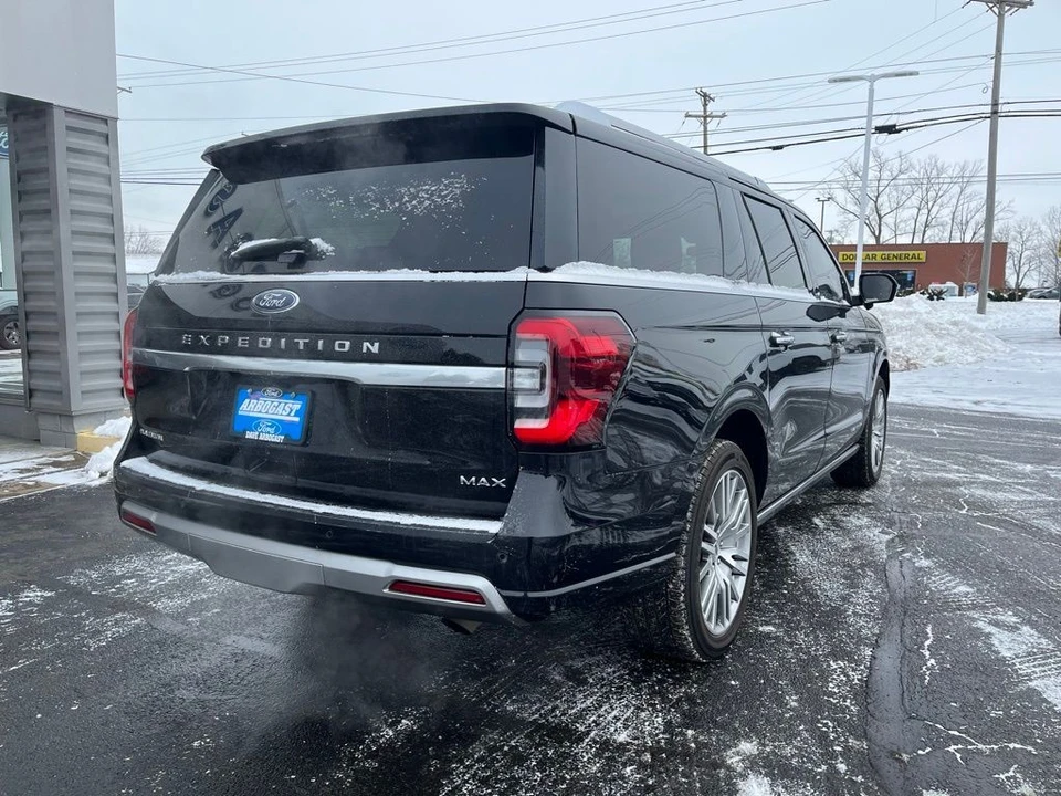 2023 Ford Expedition 5th Gen - Image 4 of 12
