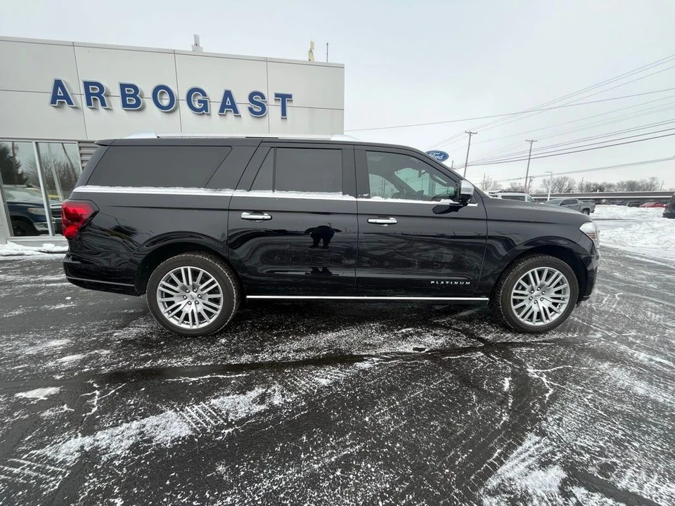 2023 Ford Expedition 5th Gen - Image 2 of 12