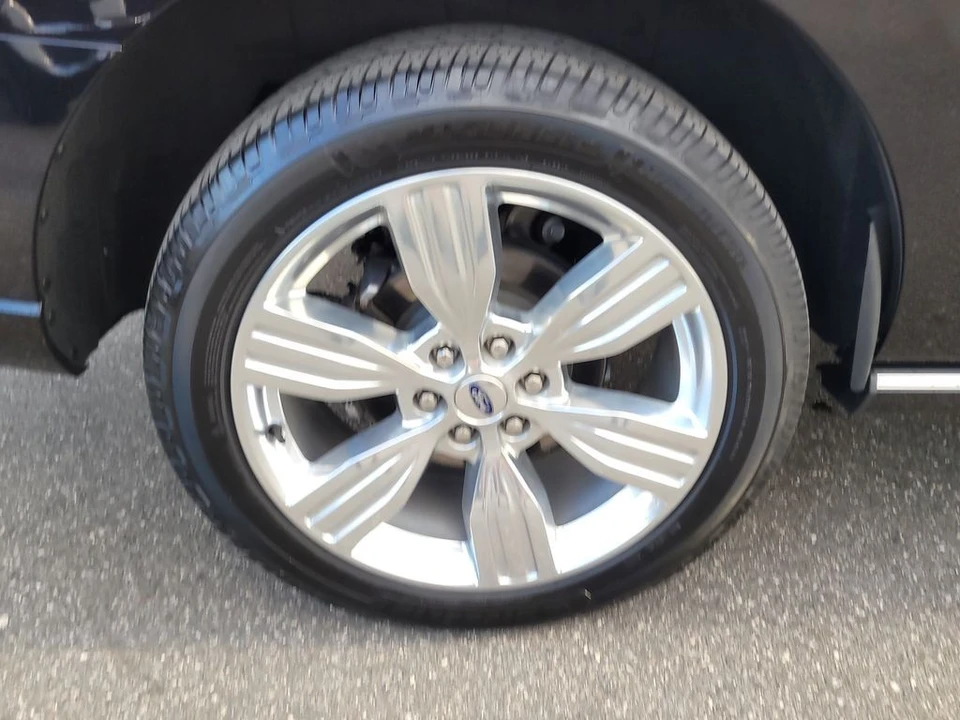 2023 Ford Expedition 5th Gen - Image 5 of 12