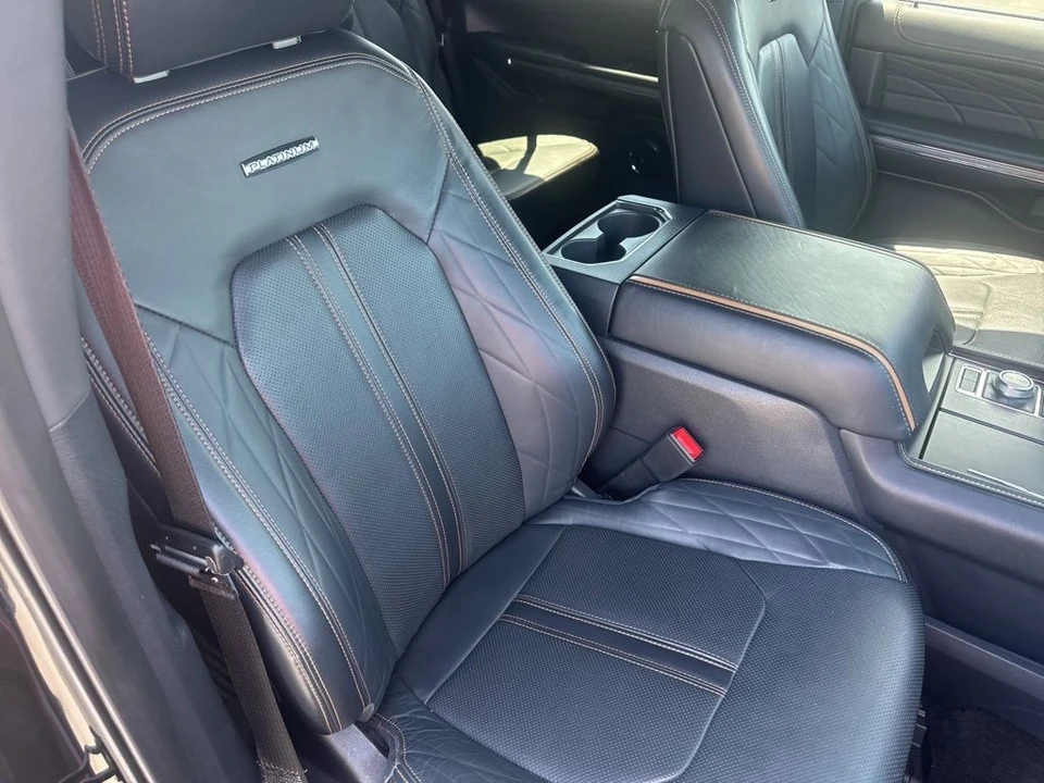 2023 Ford Expedition 4th Gen - Image 19 of 21