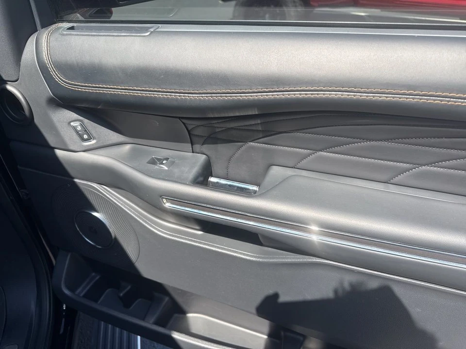 2023 Ford Expedition 4th Gen - Image 17 of 21