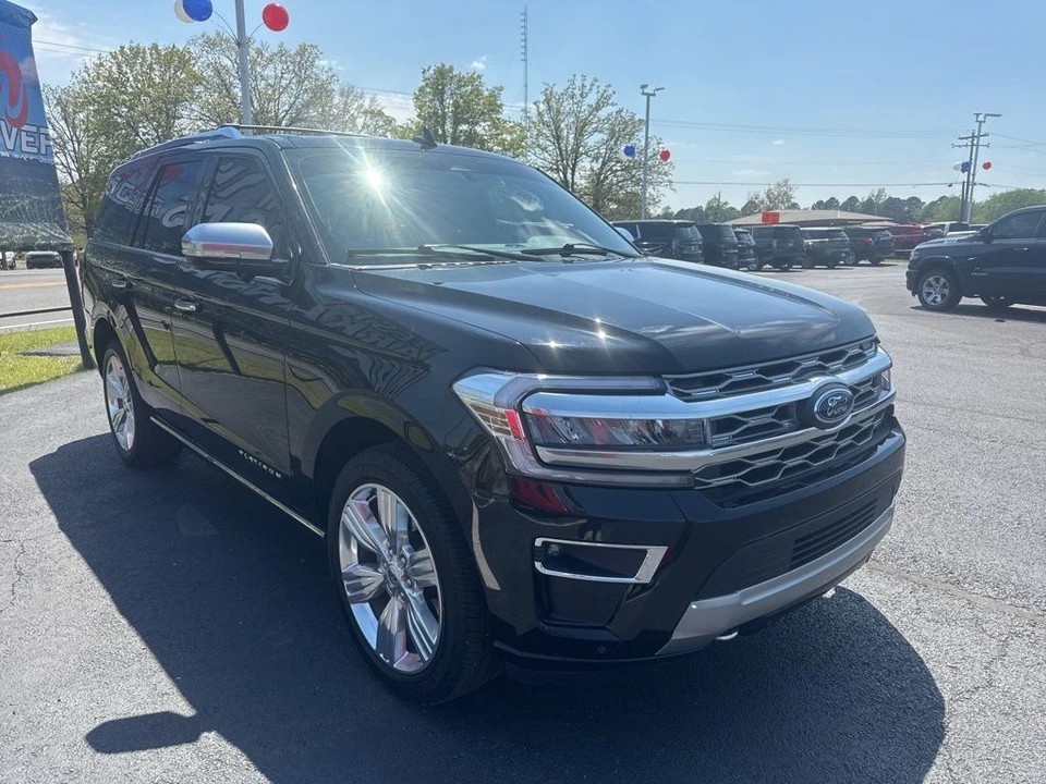 2023 Ford Expedition 4th Gen - Image 3 of 21