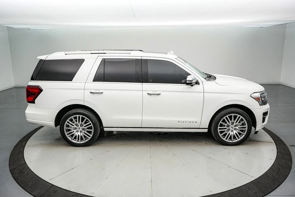 2023 Ford Expedition 5th Gen - Image 4 of 21