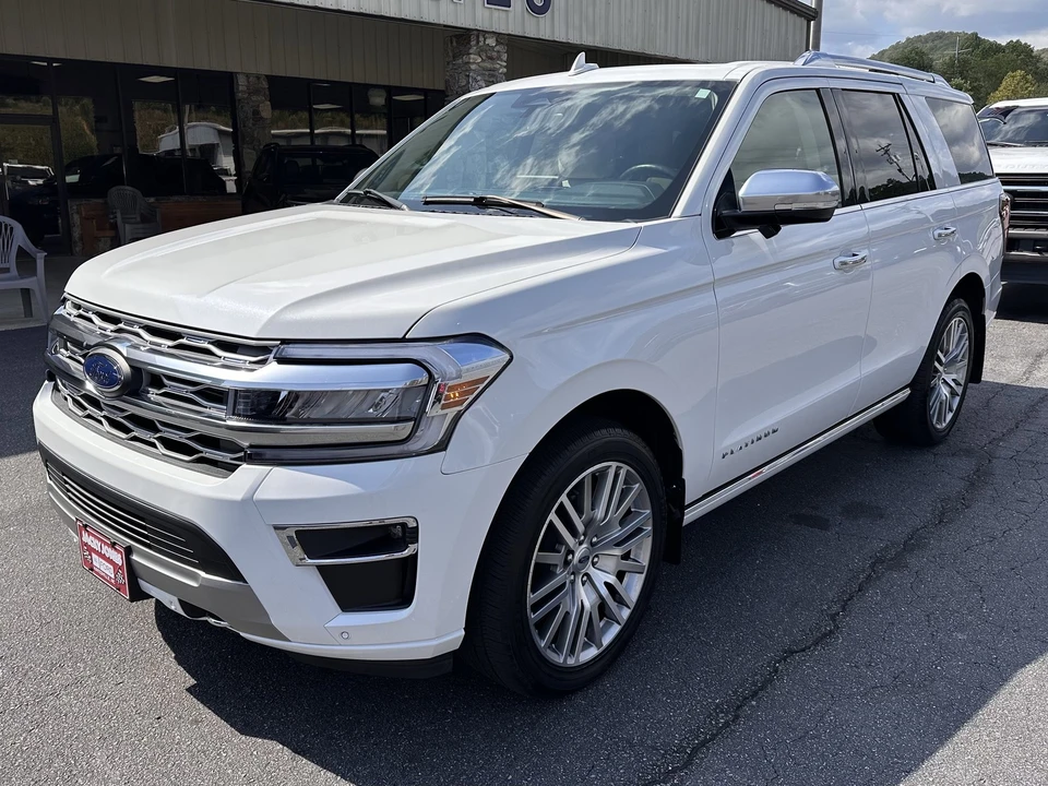 2023 Ford Expedition 4th Gen - Image 2 of 12