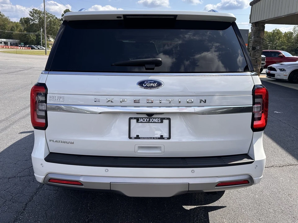 2023 Ford Expedition 4th Gen - Image 7 of 12