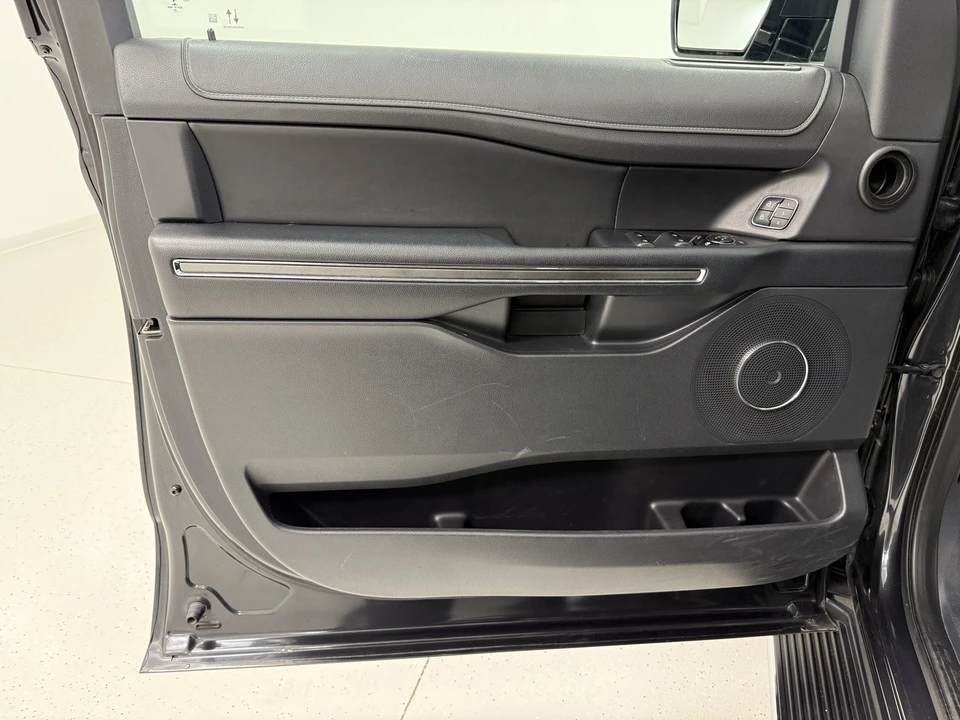 2023 Ford Expedition 4th Gen - Image 12 of 21