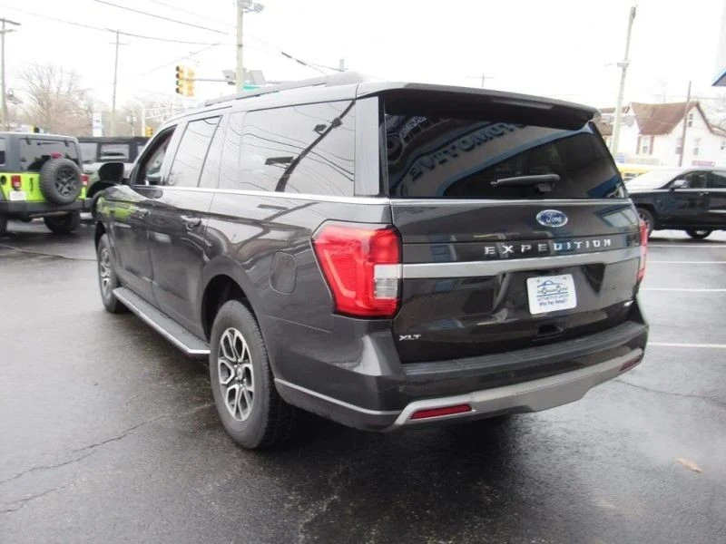 2023 Ford Expedition 4th Gen - Image 5 of 12
