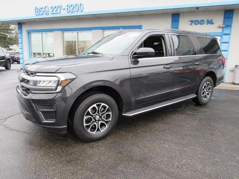2023 Ford Expedition 4th Gen - Image 2 of 12