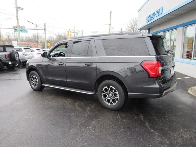 2023 Ford Expedition 4th Gen - Image 4 of 12