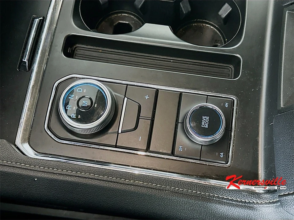 2023 Ford Expedition 4th Gen - Image 16 of 21
