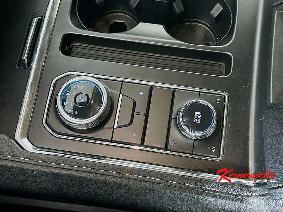 2023 Ford Expedition 4th Gen - Image 16 of 21