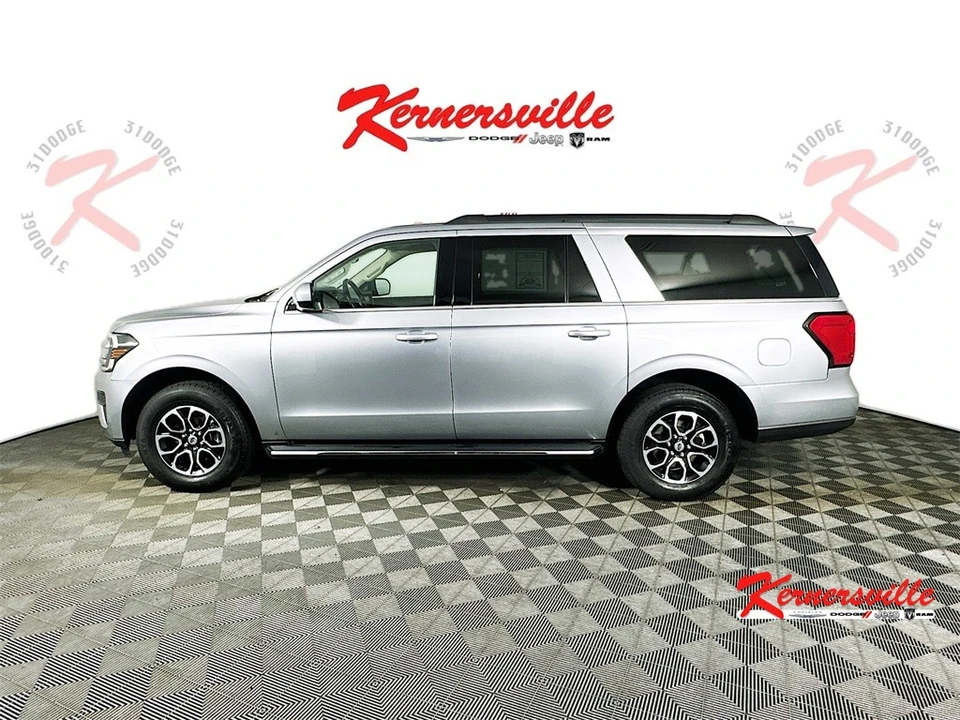 2023 Ford Expedition 4th Gen - Image 4 of 12