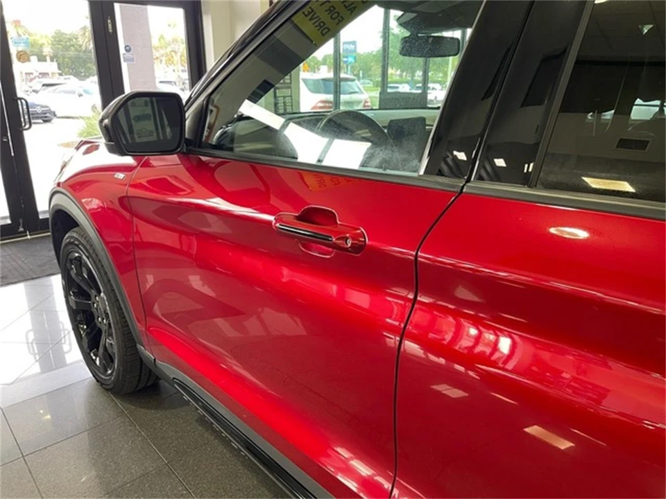 2023 Ford Explorer 6th Gen - Image 13 of 31