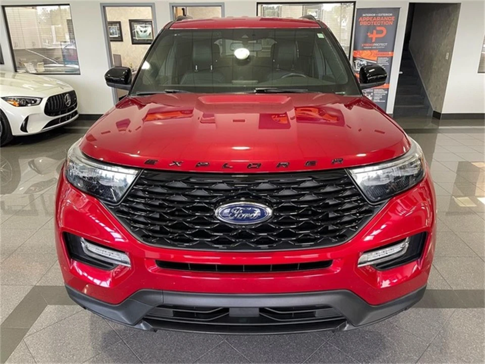 2023 Ford Explorer 6th Gen - Image 9 of 31