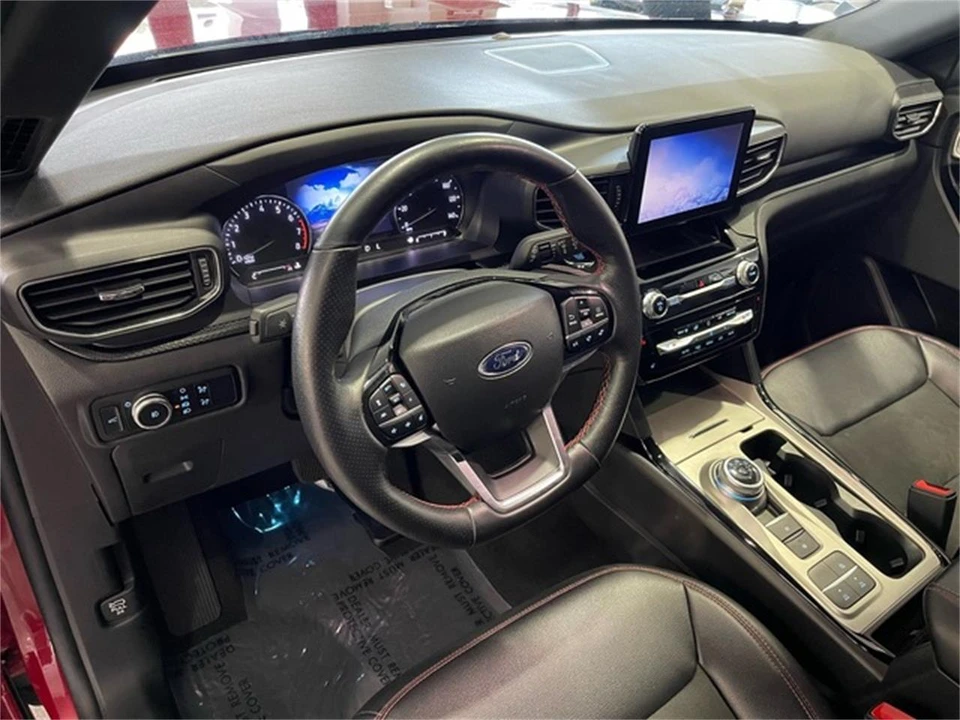2023 Ford Explorer 6th Gen - Image 25 of 31