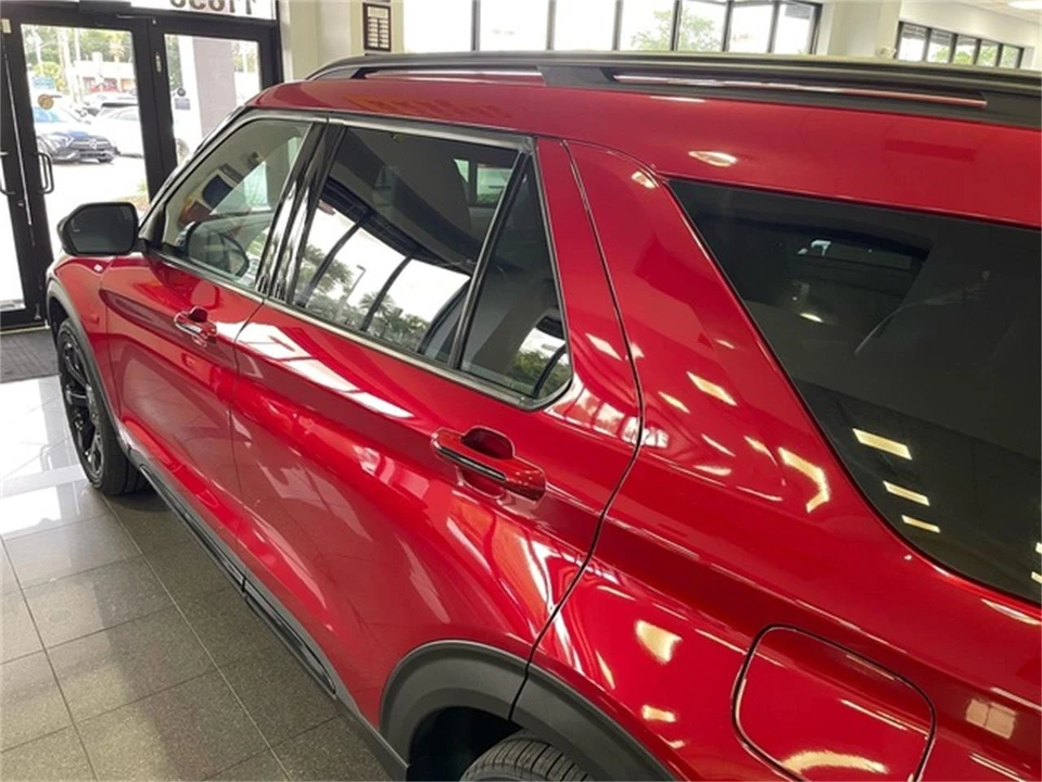 2023 Ford Explorer 6th Gen - Image 14 of 31
