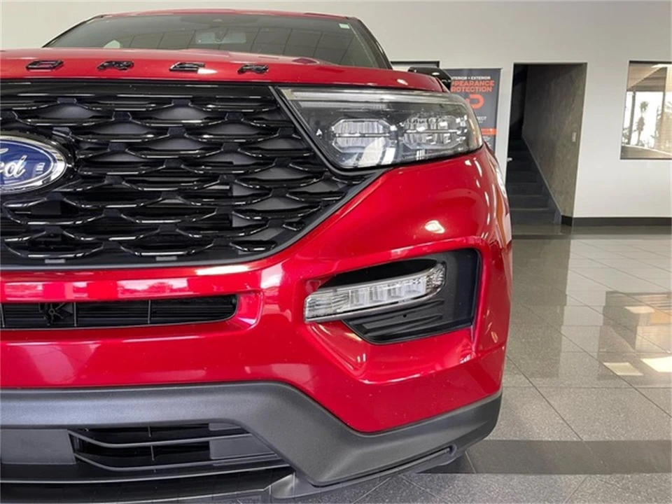 2023 Ford Explorer 6th Gen - Image 10 of 31