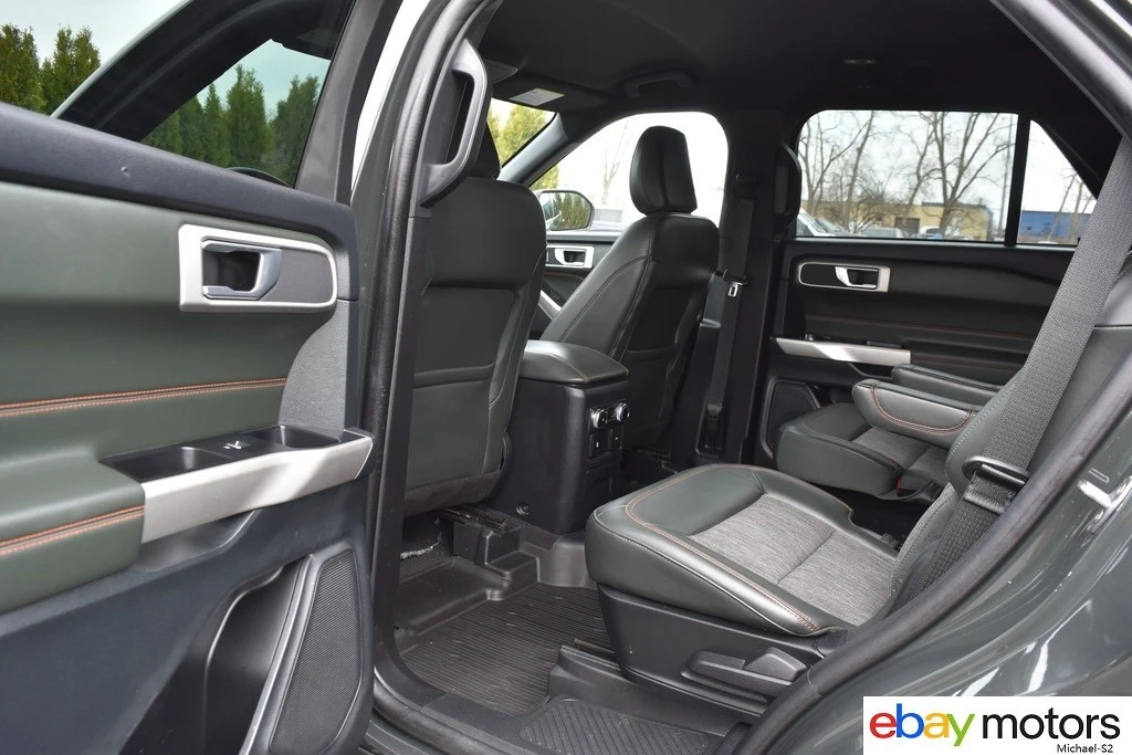 2023 Ford Explorer 6th Gen - Image 13 of 21