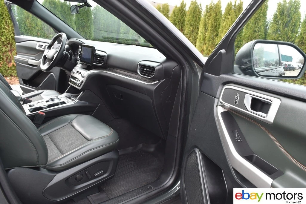 2023 Ford Explorer 6th Gen - Image 17 of 21
