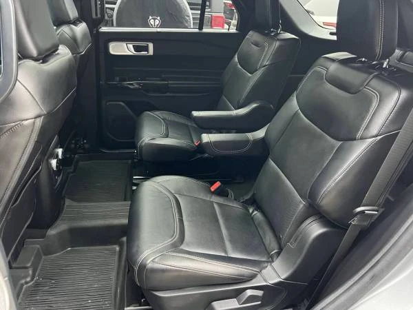 2023 Ford Explorer 6th Gen - Image 17 of 21